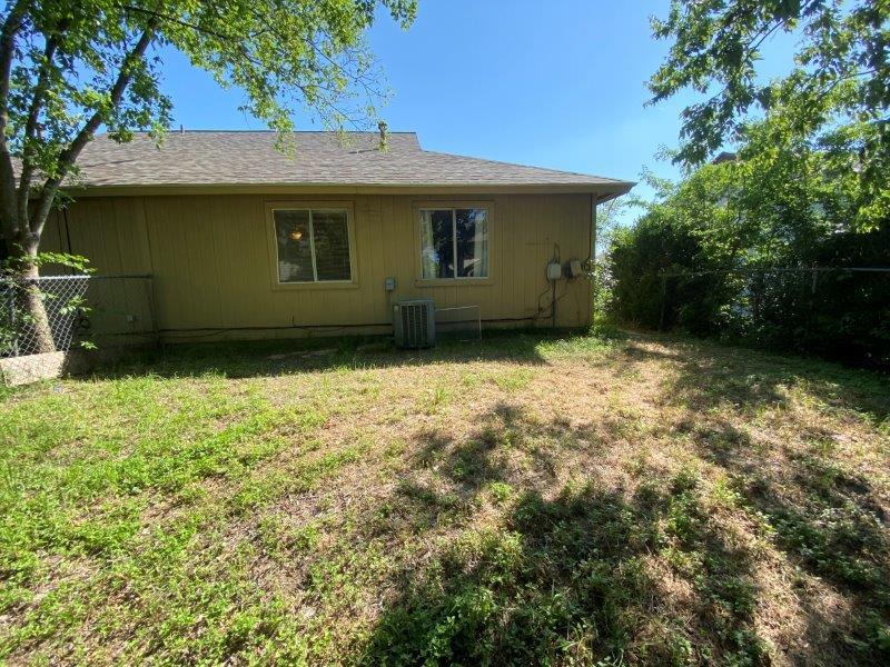 11902 Sunhillow Bend Austin TX 78758