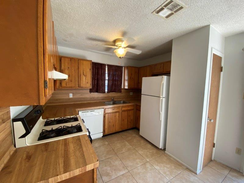 11902 Sunhillow Bend Austin TX 78758