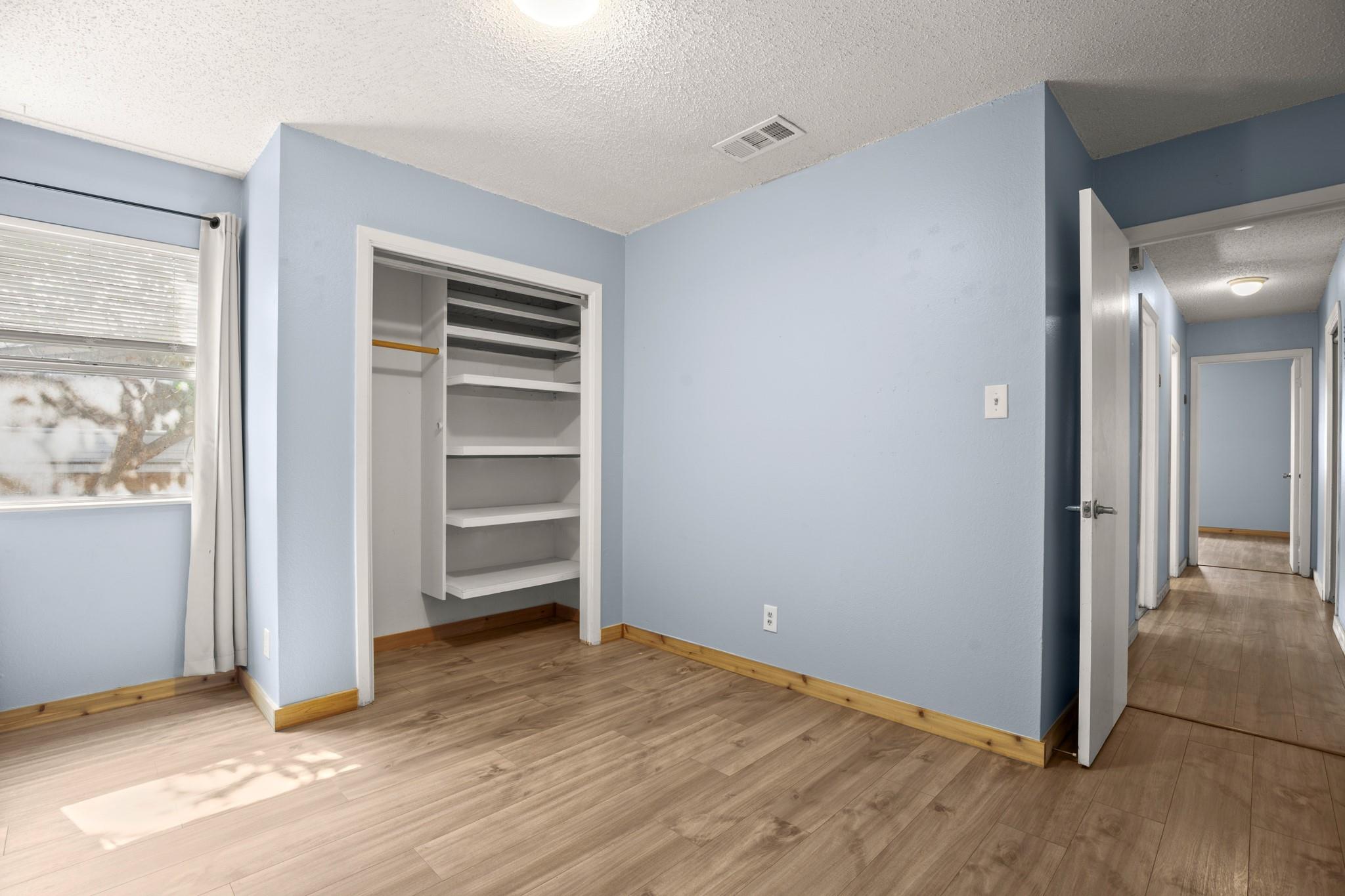 5402 Brompton Circle Austin TX 78745