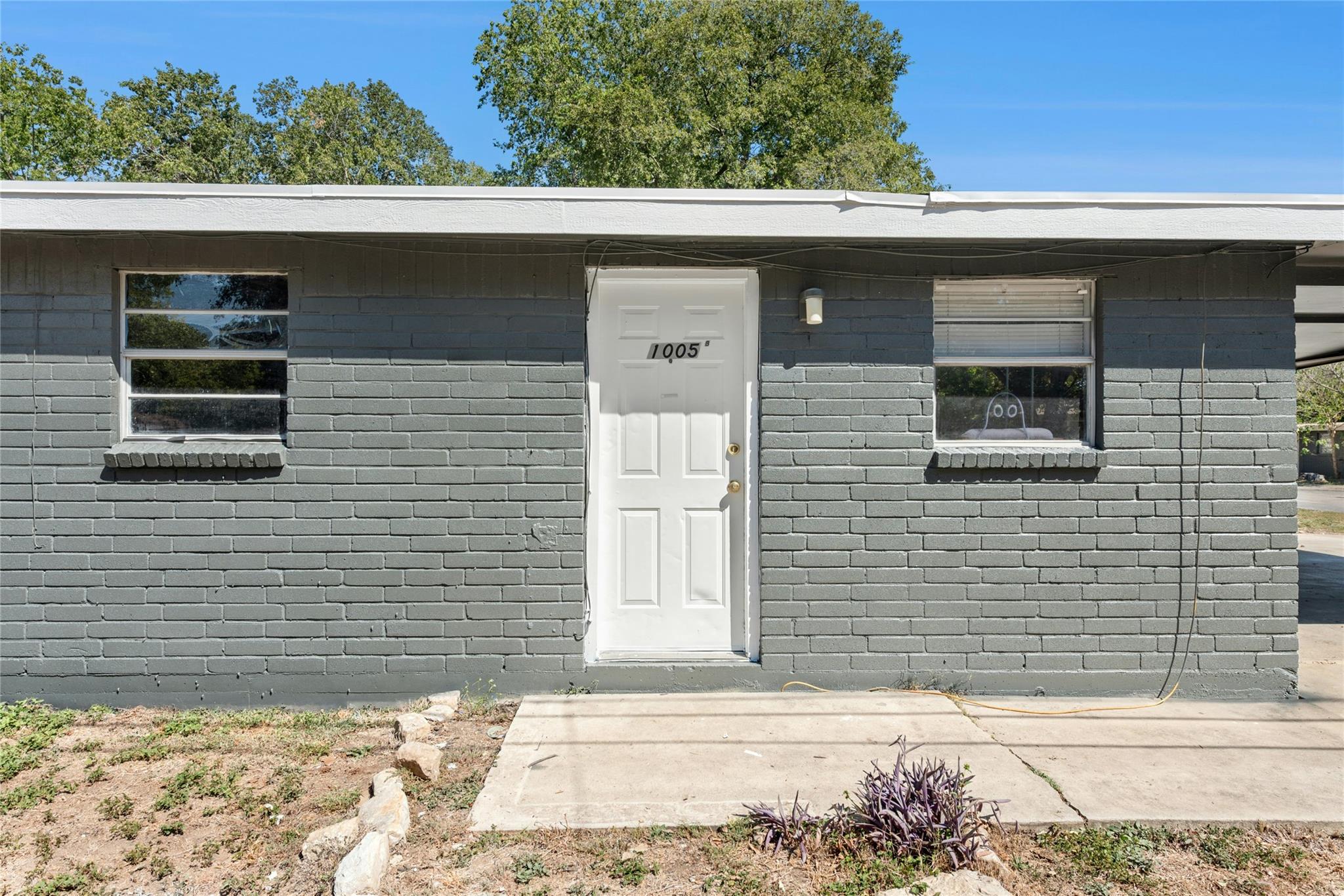 1011 Hackberry Street San Marcos TX 78666