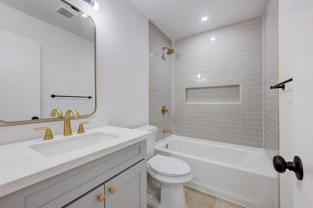 11417 Ptarmigan Drive Austin TX 78758