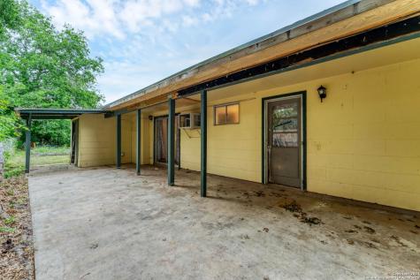 955 University Lane Seguin TX 78155