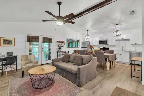 107-109 Scudder Lane Wimberley TX 78676