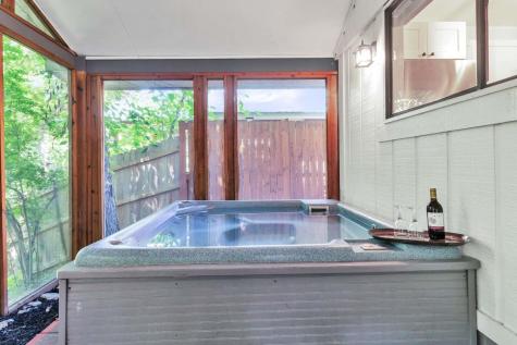 107-109 Scudder Lane Wimberley TX 78676