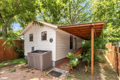 107-109 Scudder Lane Wimberley TX 78676