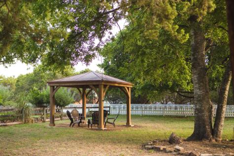 107-109 Scudder Lane Wimberley TX 78676
