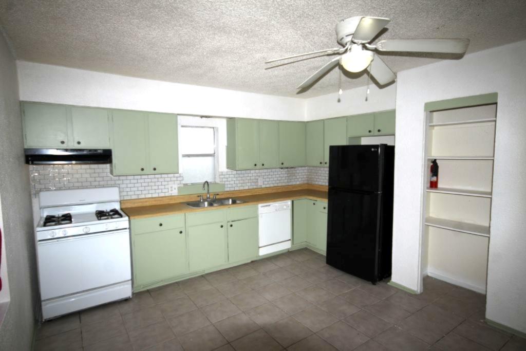 5204 Guadalupe Street Austin TX 78751
