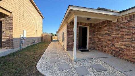 1421 Breanna Lane Kyle TX 78640