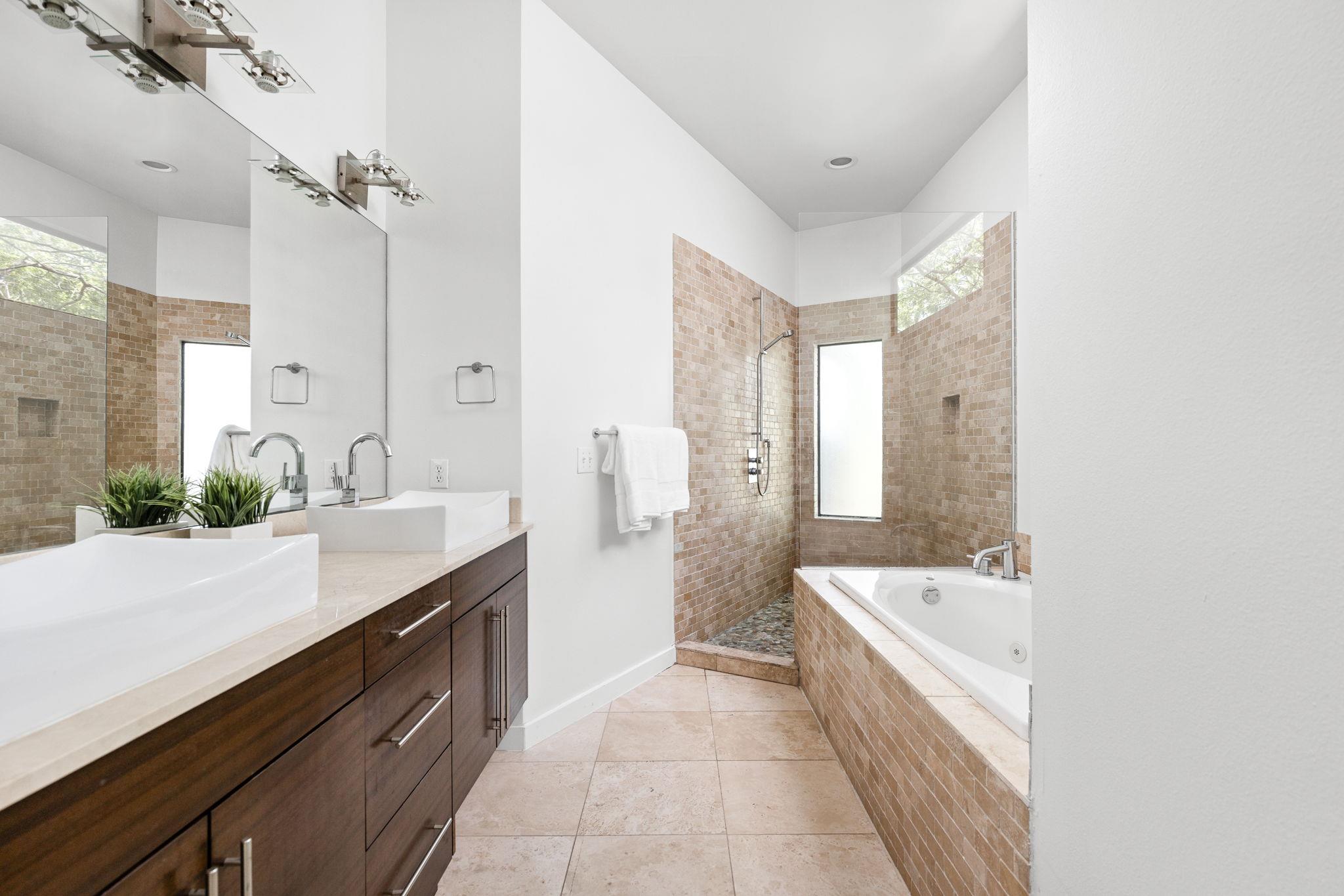 1907 W 30th Street Austin TX 78703