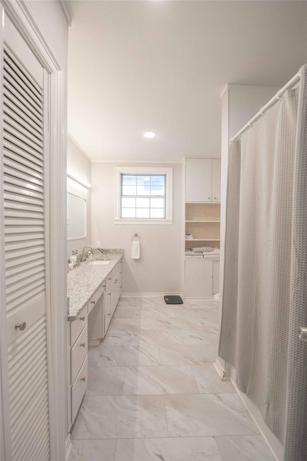 1303 Newfield Lane Austin TX 78703