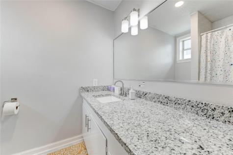 1303 Newfield Lane Austin TX 78703