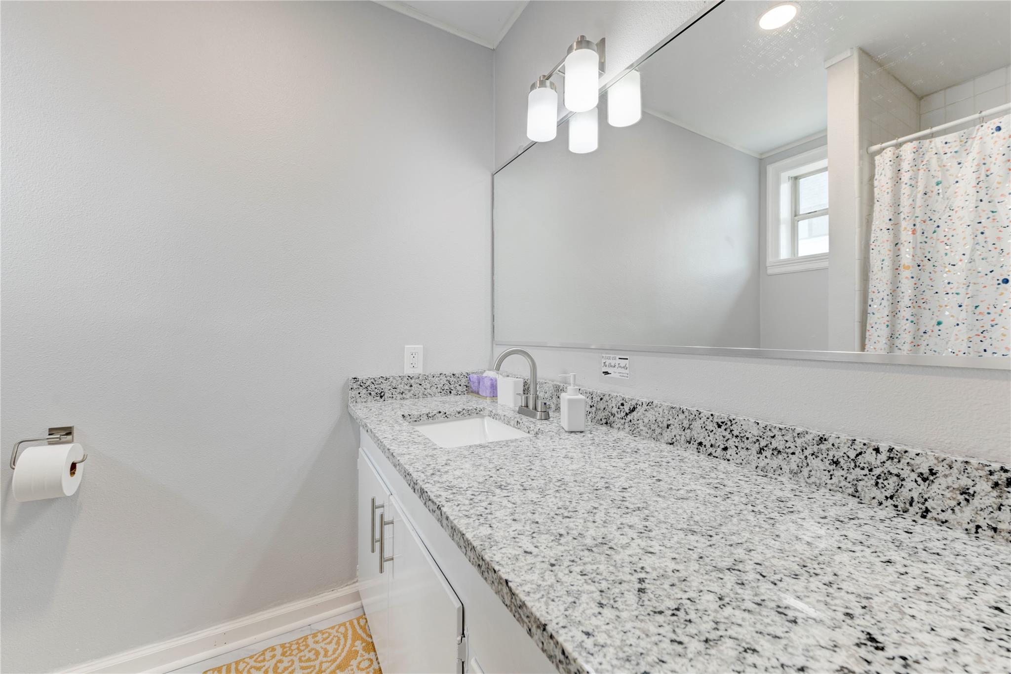 1303 Newfield Lane Austin TX 78703
