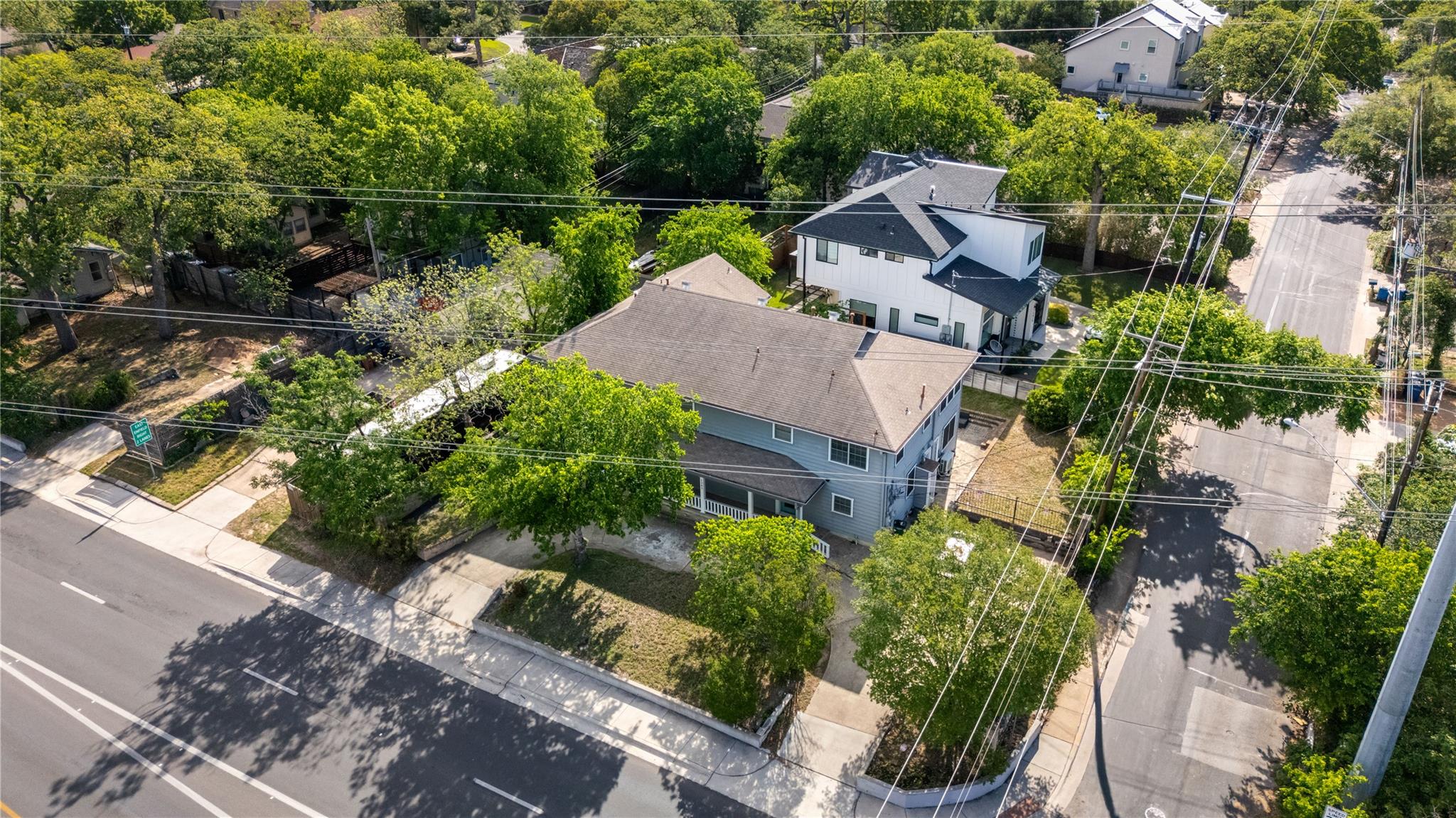 1303 Newfield Lane Austin TX 78703