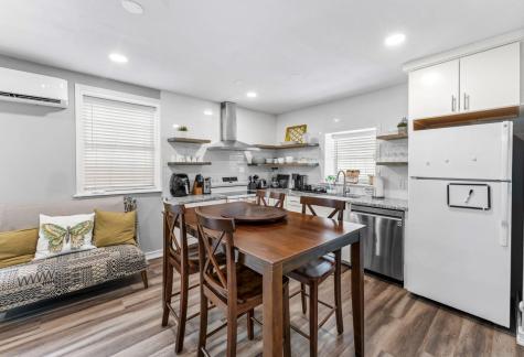 1303 Newfield Lane Austin TX 78703