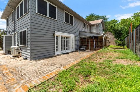 1303 Newfield Lane Austin TX 78703