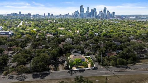 1303 Newfield Lane Austin TX 78703
