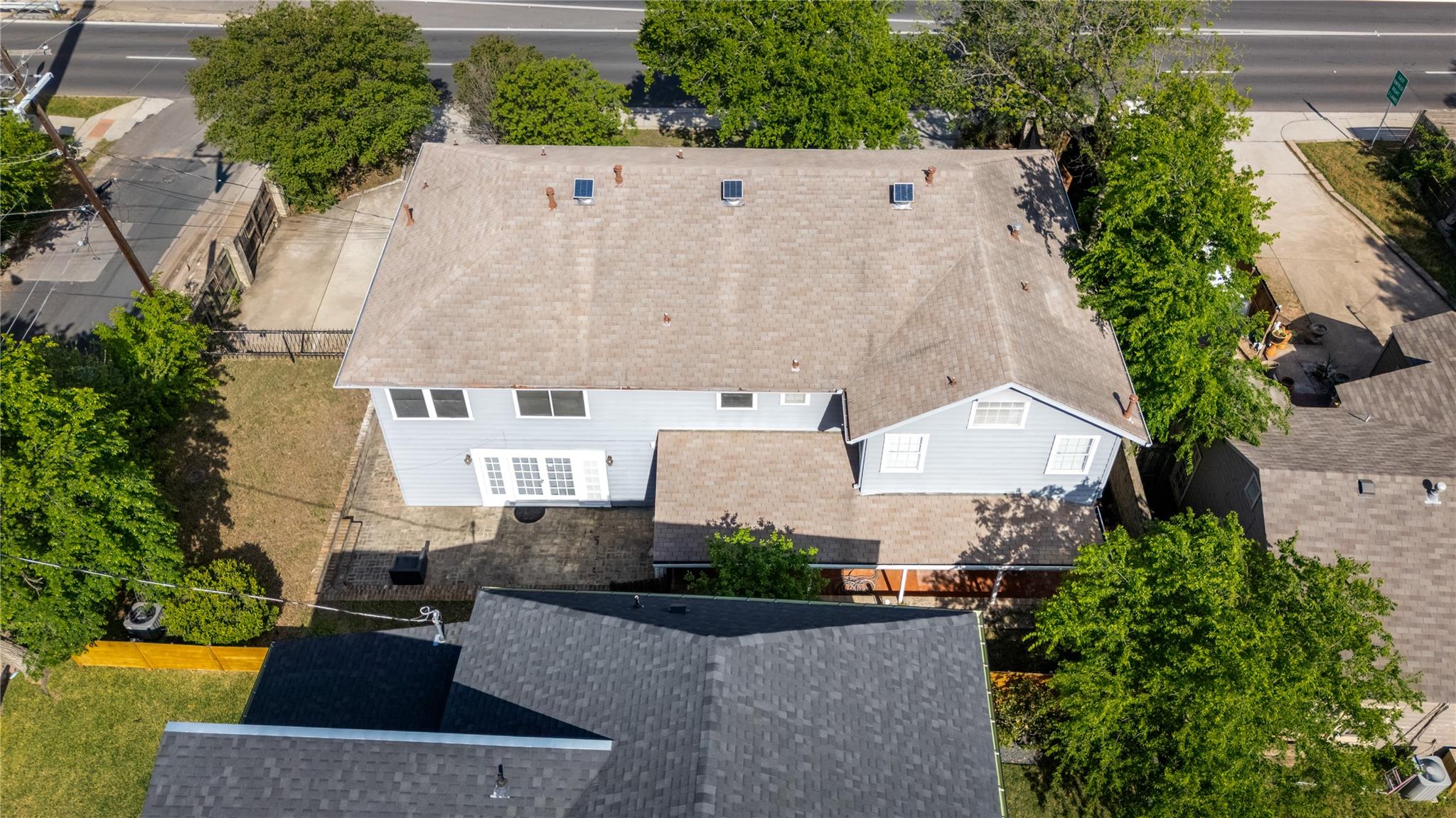 1303 Newfield Lane Austin TX 78703