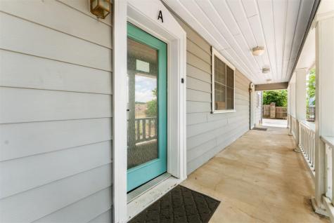 1303 Newfield Lane Austin TX 78703