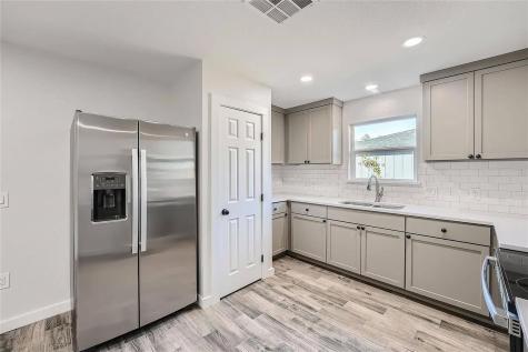 109 Fisher Street Elgin TX 78621