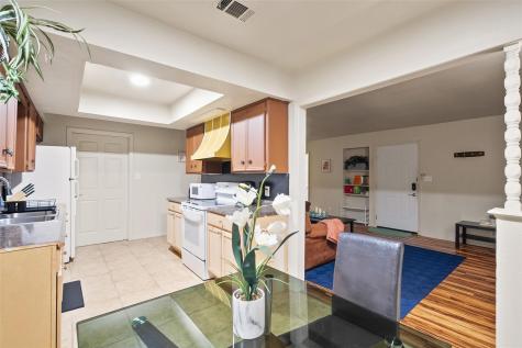 2503 Parker Lane Austin TX 78741