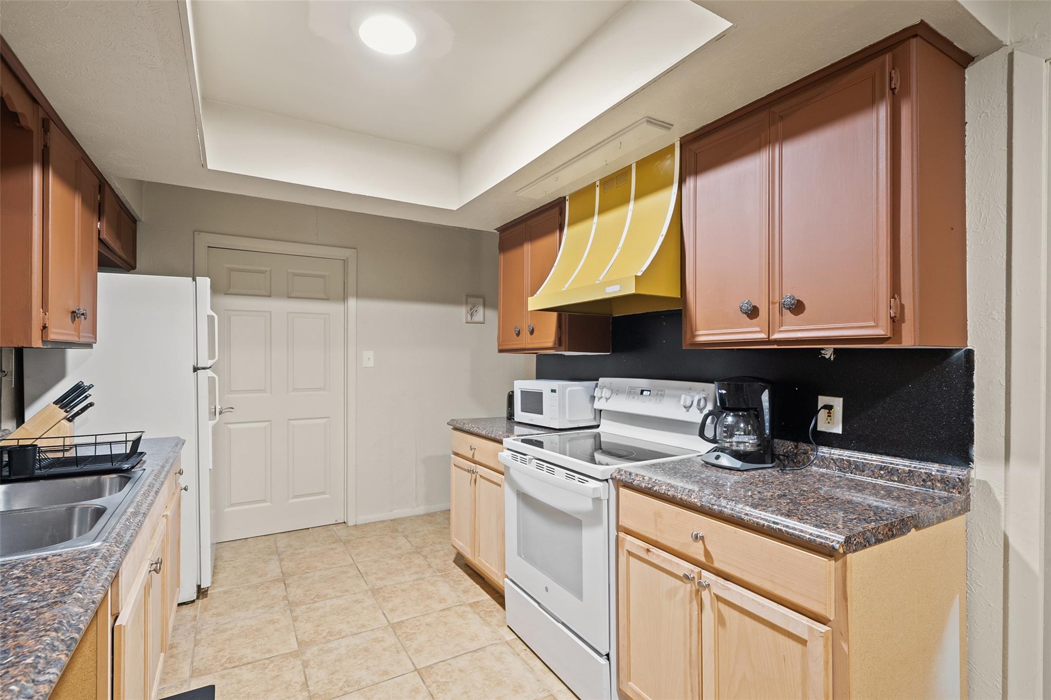 2503 Parker Lane Austin TX 78741
