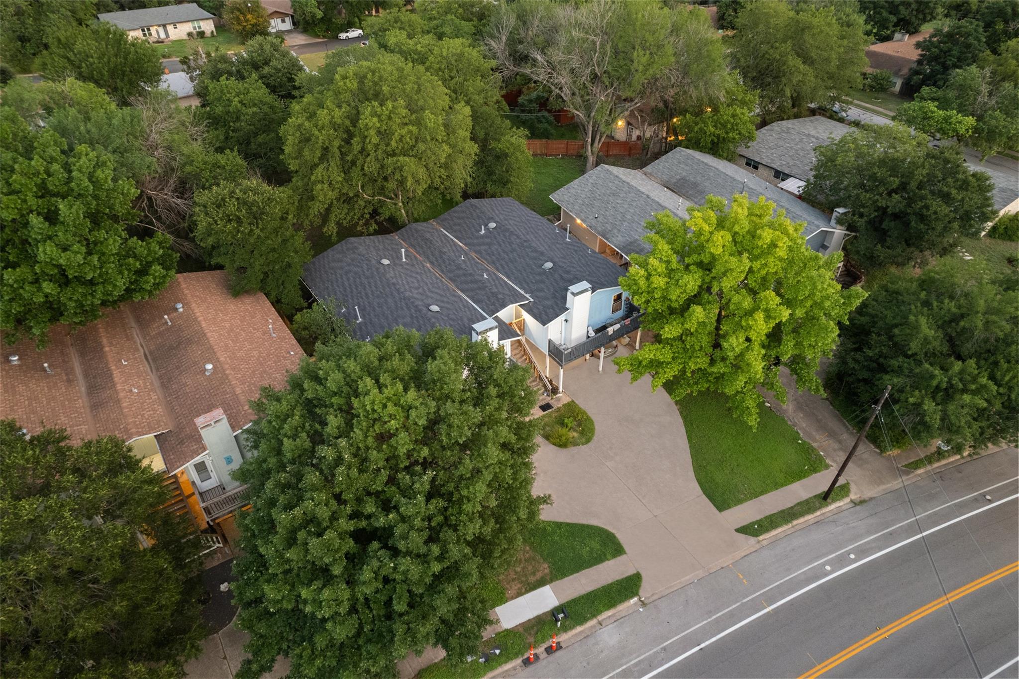 2503 Parker Lane Austin TX 78741