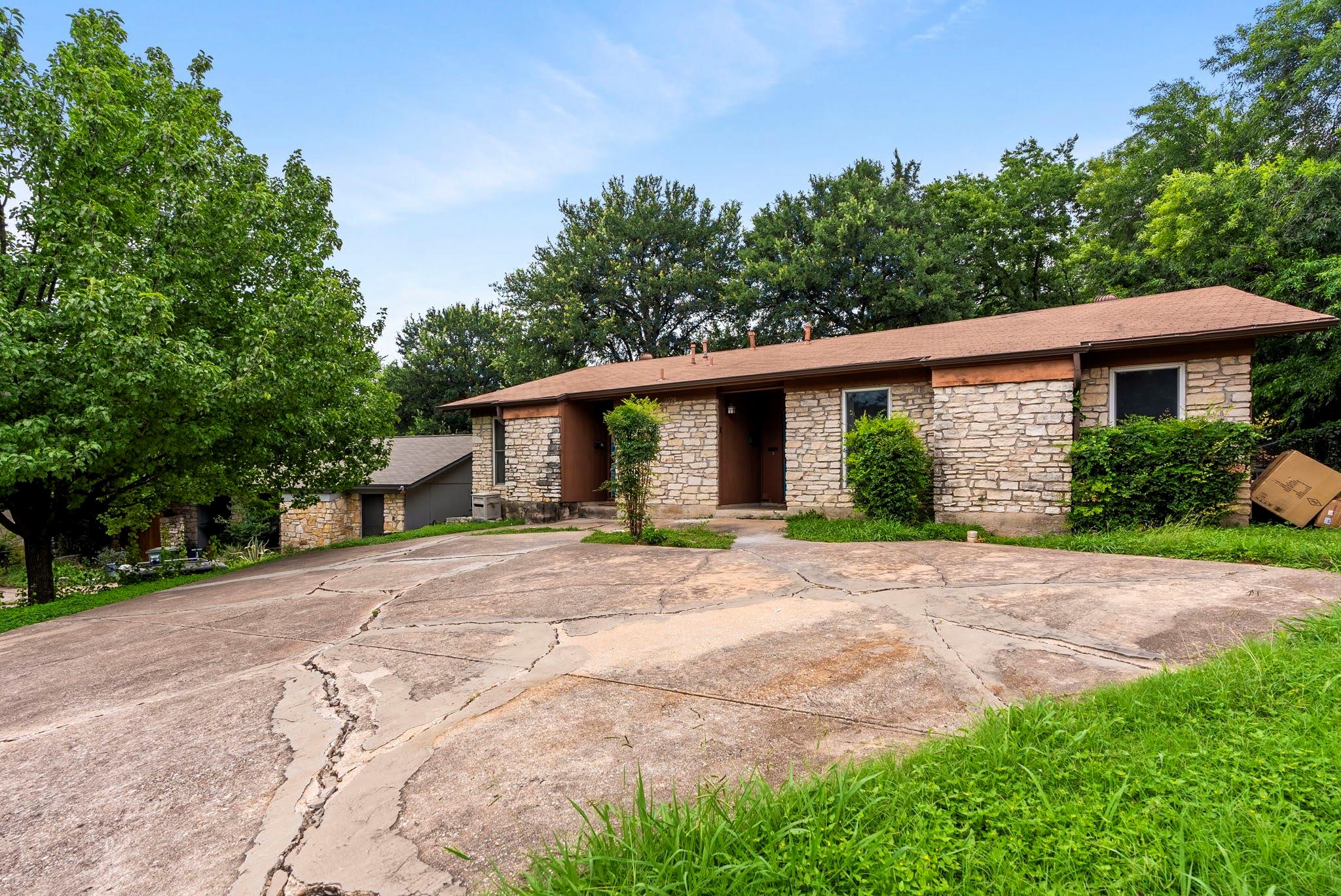 2320 Montclaire Street Austin TX 78704