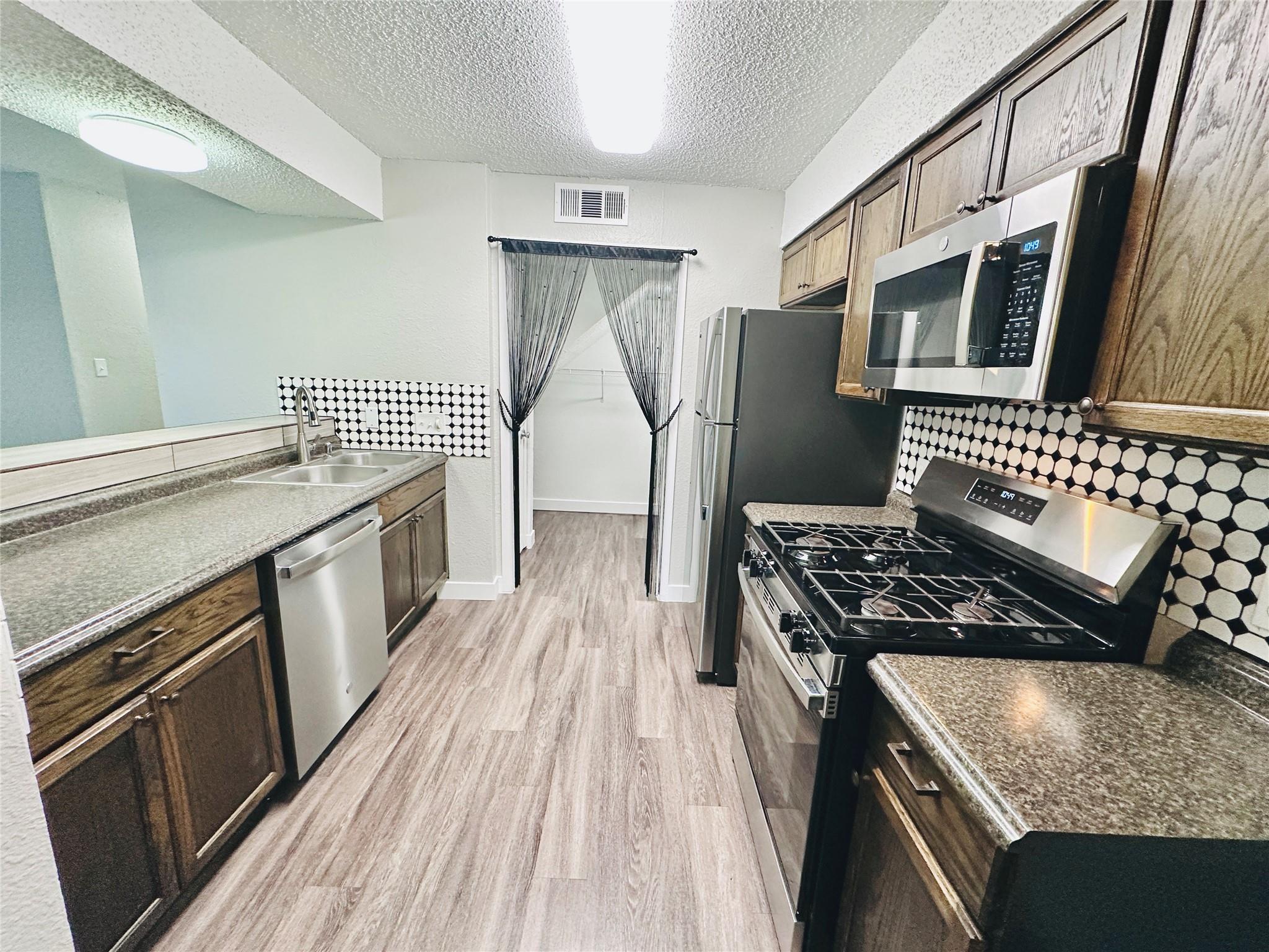 1314 Southport Drive Austin TX 78704