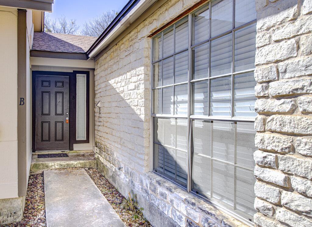 9624 Sugar Hill Drive Austin TX 78748