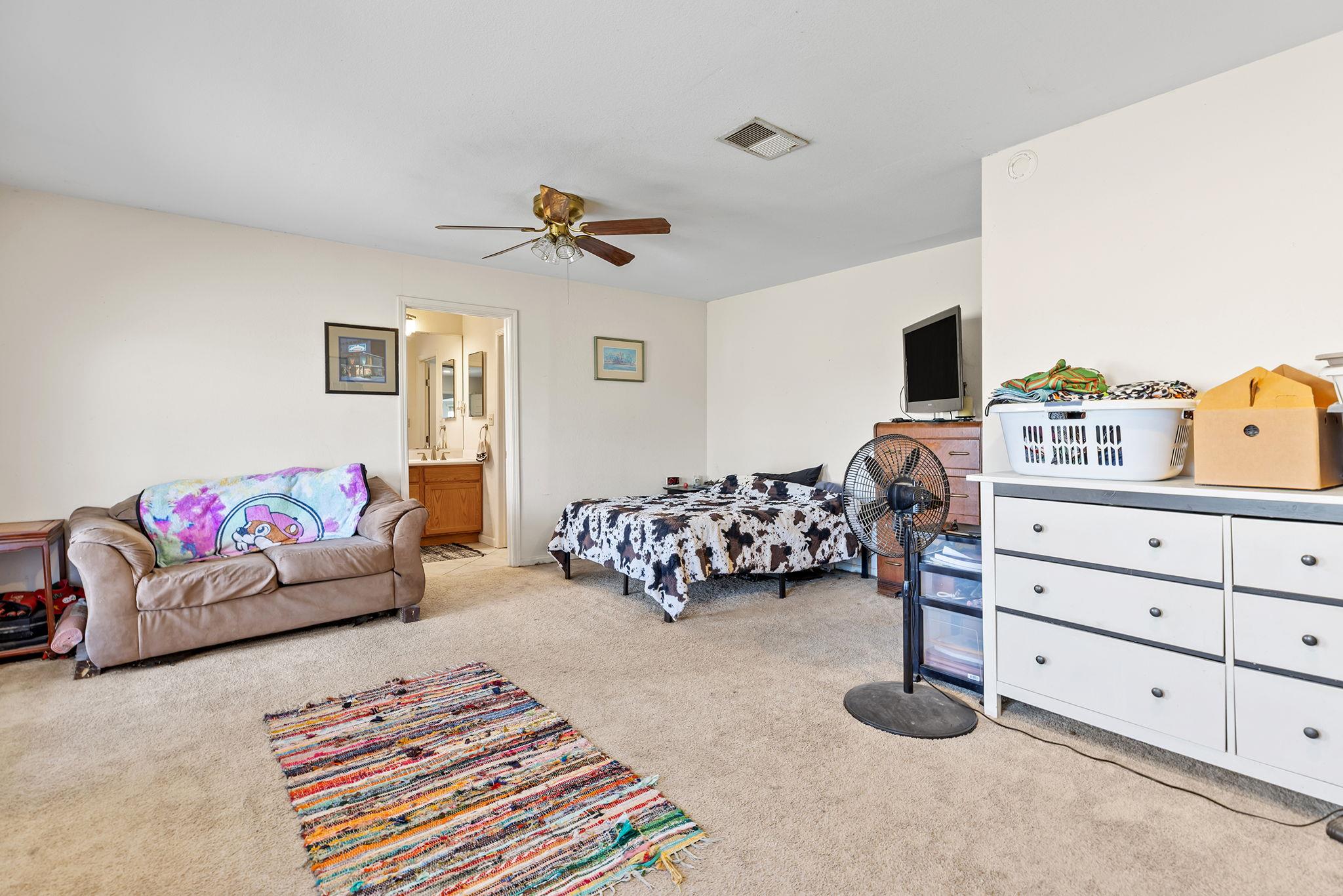 61 Family-a Circle Hutto TX 78634