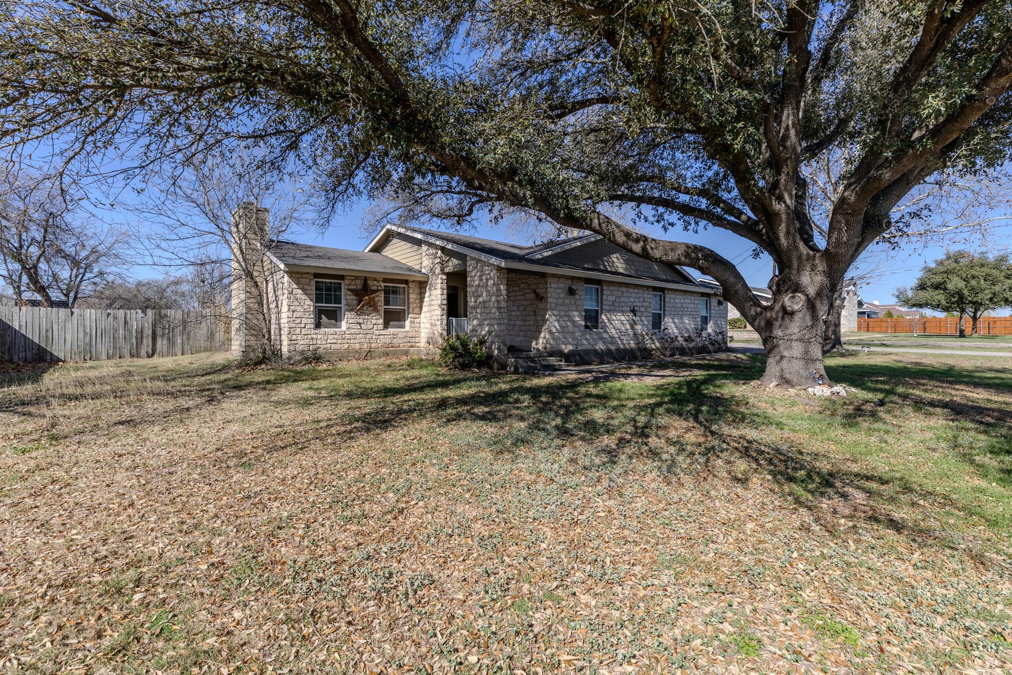 61 Family-a Circle Hutto TX 78634