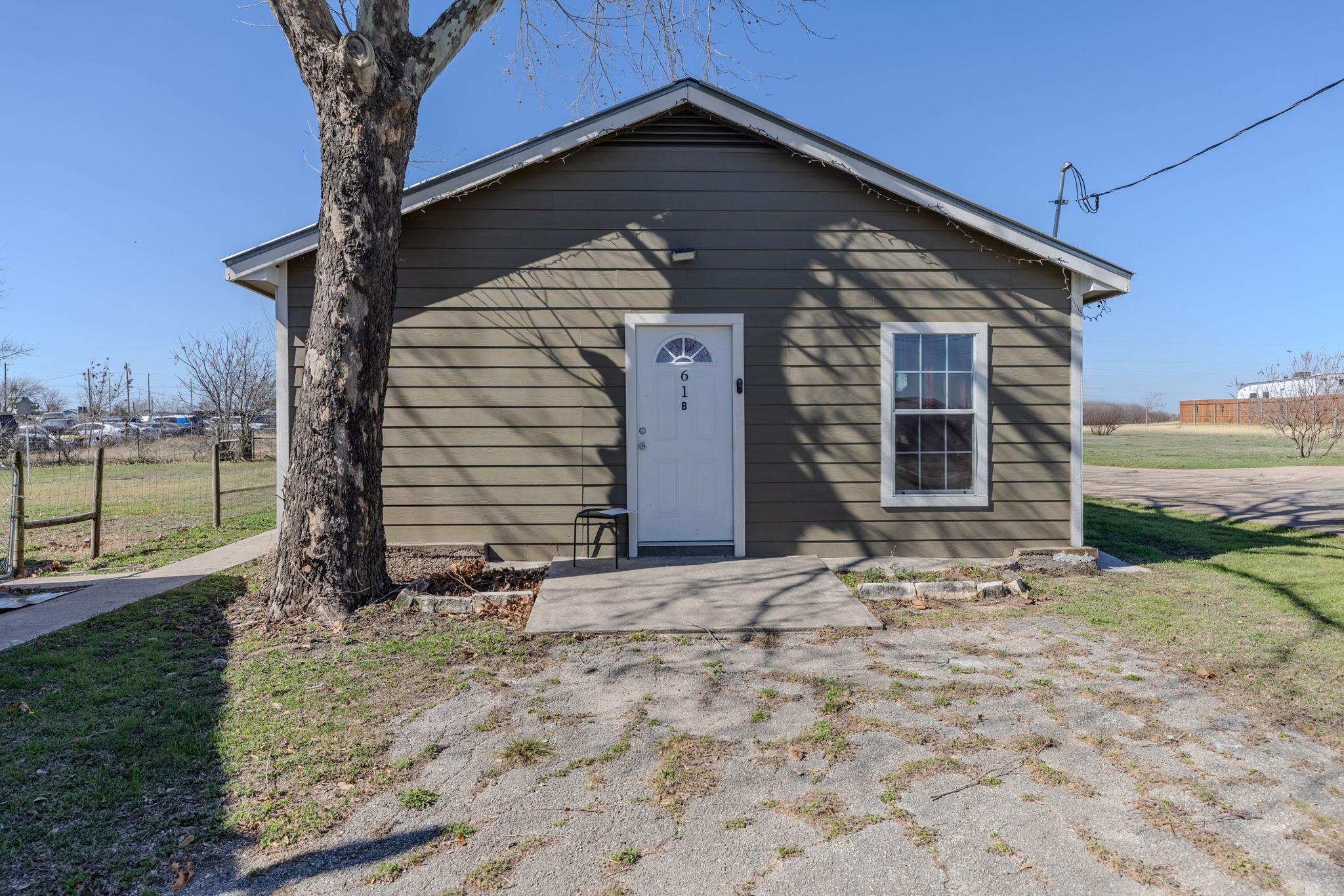 61 Family-a Circle Hutto TX 78634