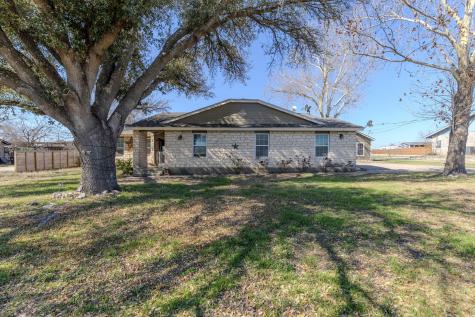 61 Family-a Circle Hutto TX 78634