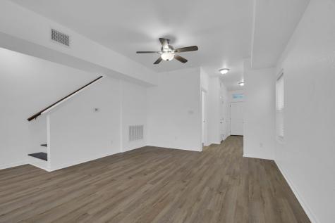 1004 E Fannin Street Luling TX 78648