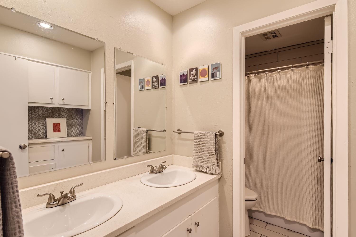 3404 South Oak Drive Austin TX 78704