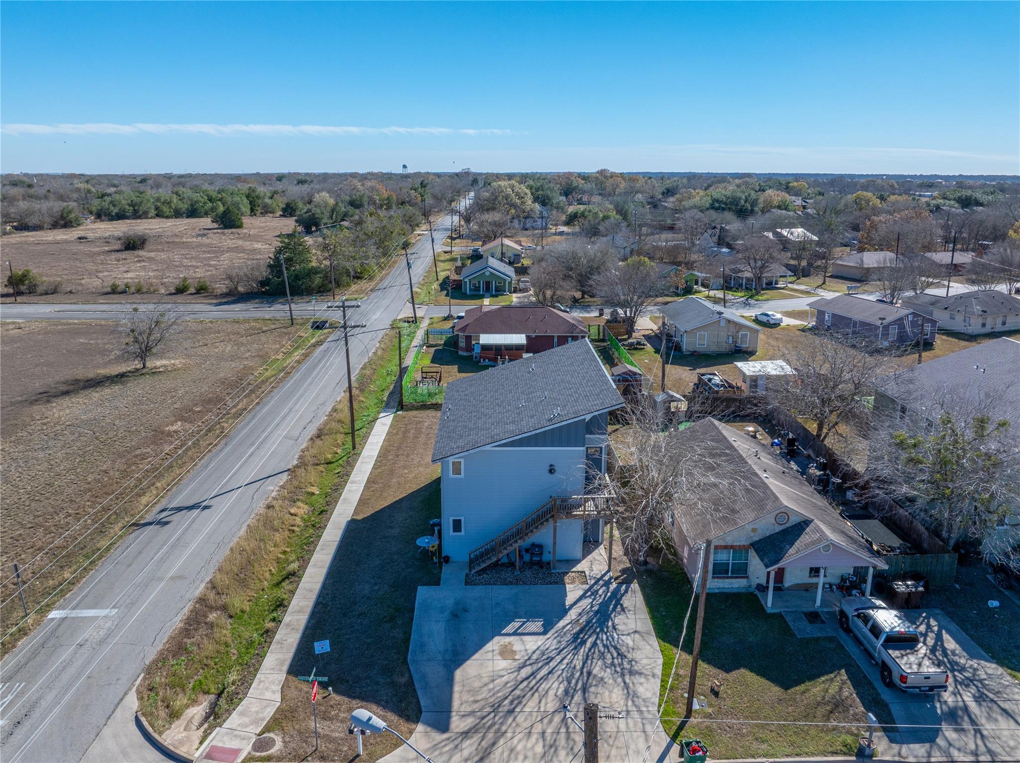1300 Hausman Lockhart TX 78644