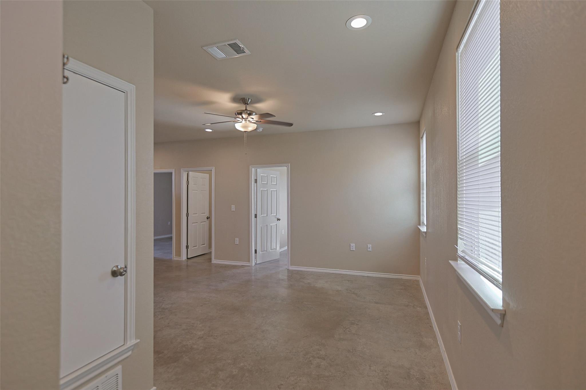 1300 Hausman Lockhart TX 78644