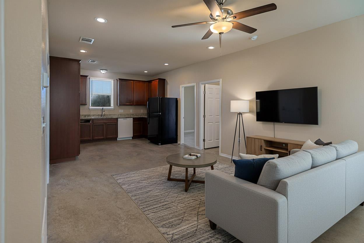 1300 Hausman Lockhart TX 78644
