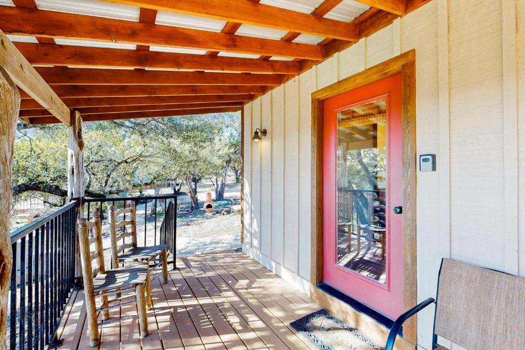 961 Buttercup Lane Wimberley TX 78676