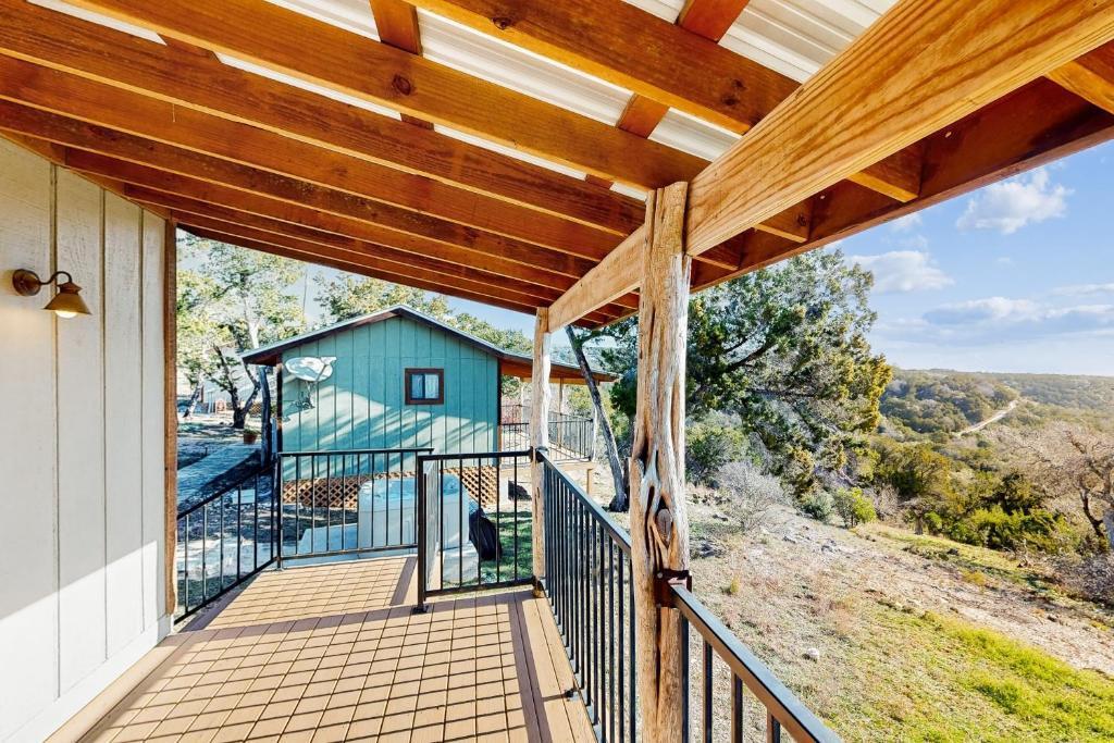 961 Buttercup Lane Wimberley TX 78676