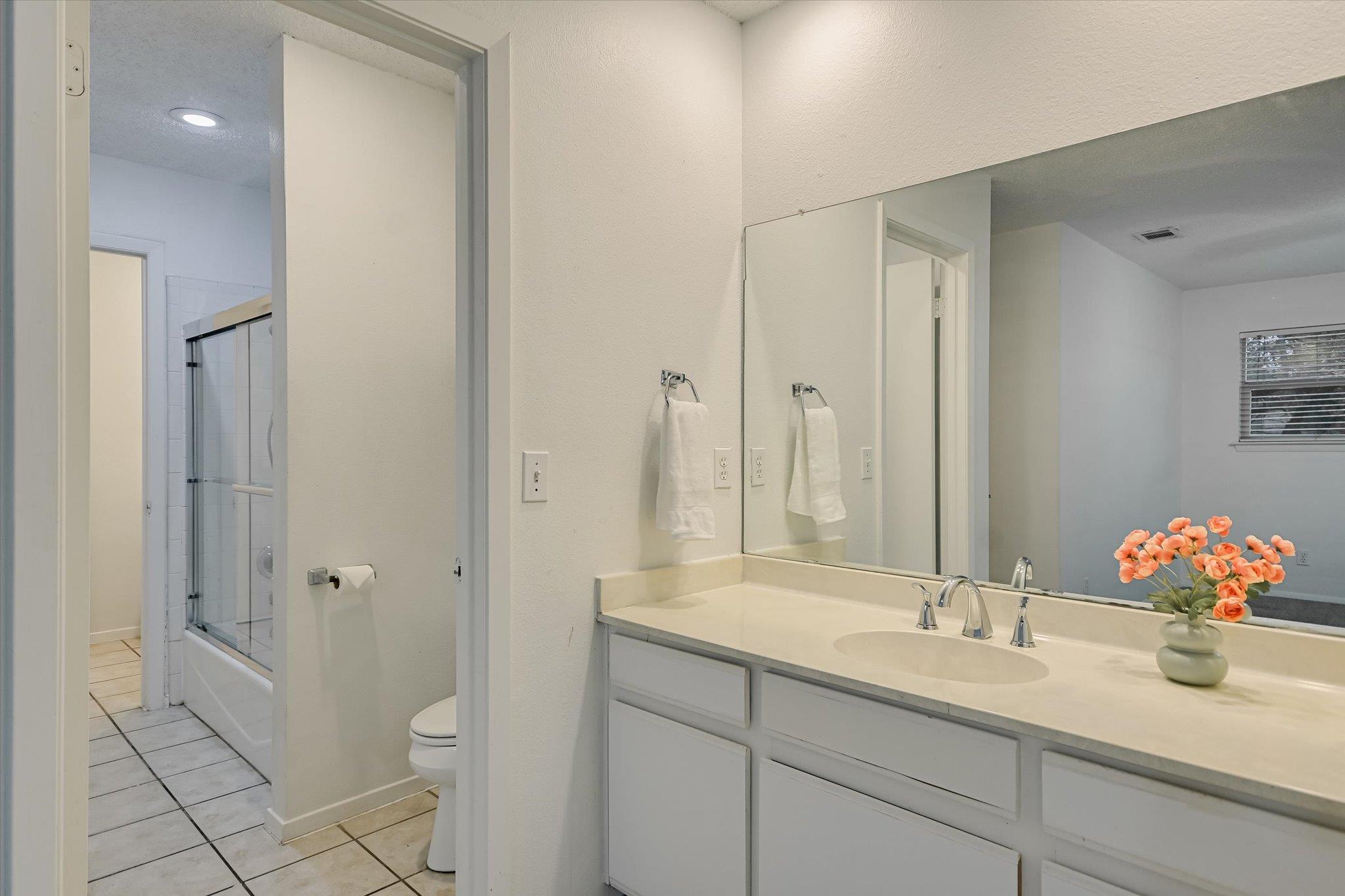3207 Eanes Circle Austin TX 78746