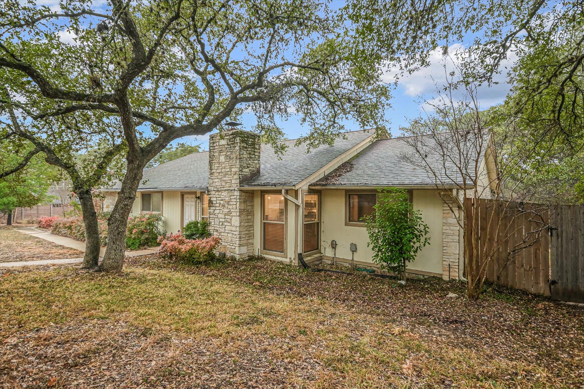 3207 Eanes Circle Austin TX 78746