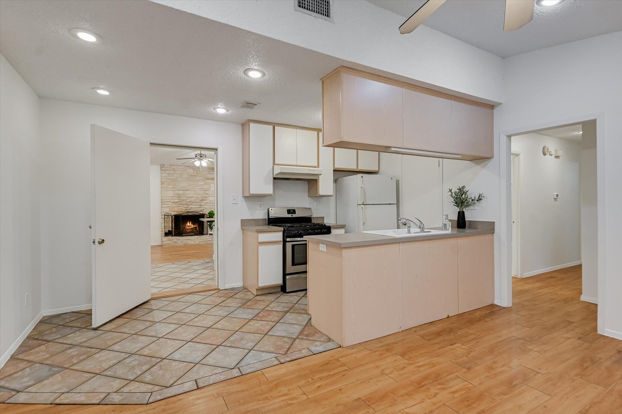 3207 Eanes Circle Austin TX 78746