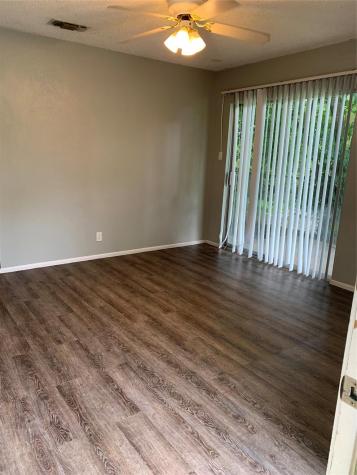 413-415 Live Oak Street Kyle TX 78640
