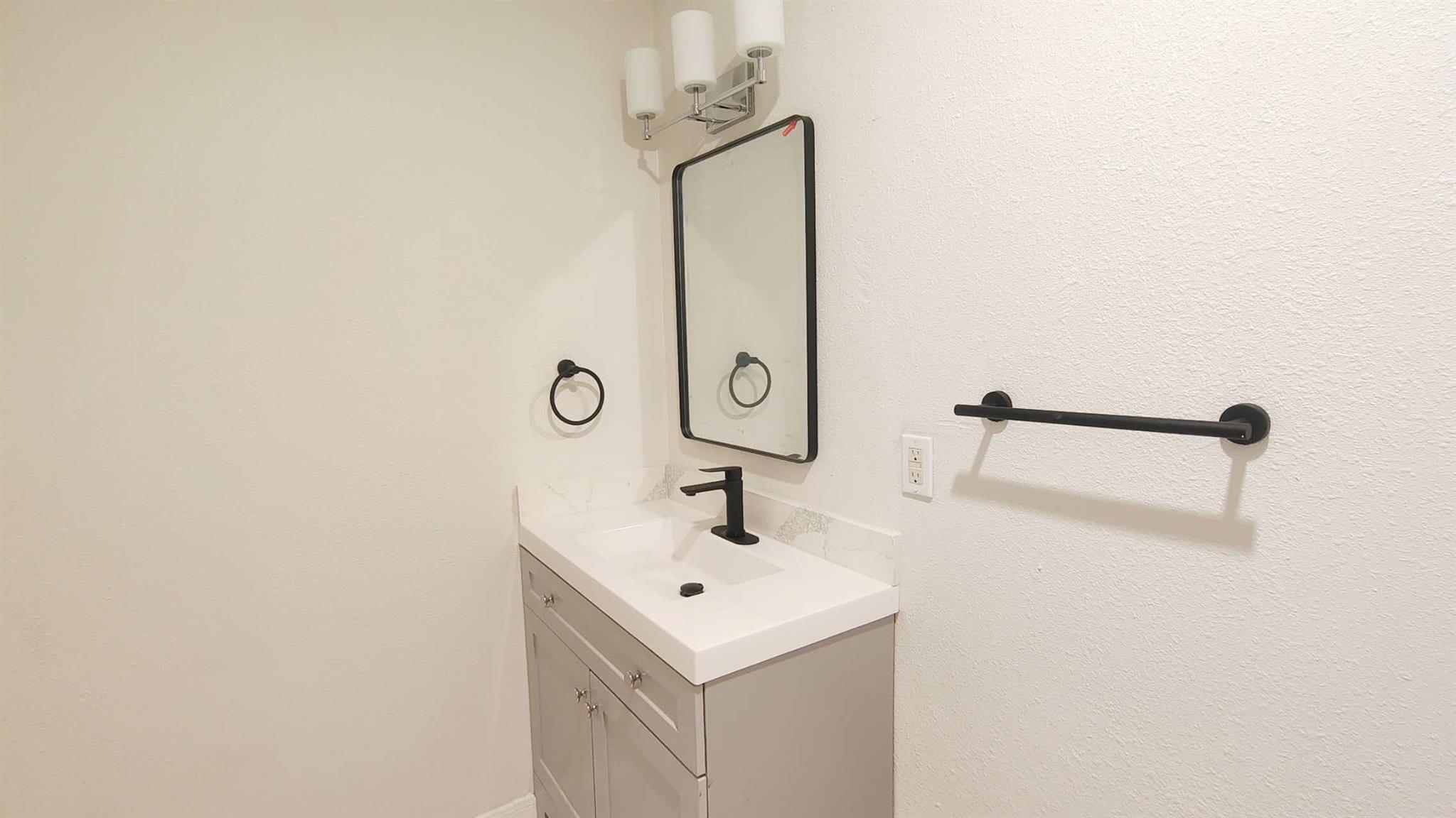 1900 Hearthside Drive Austin TX 78757