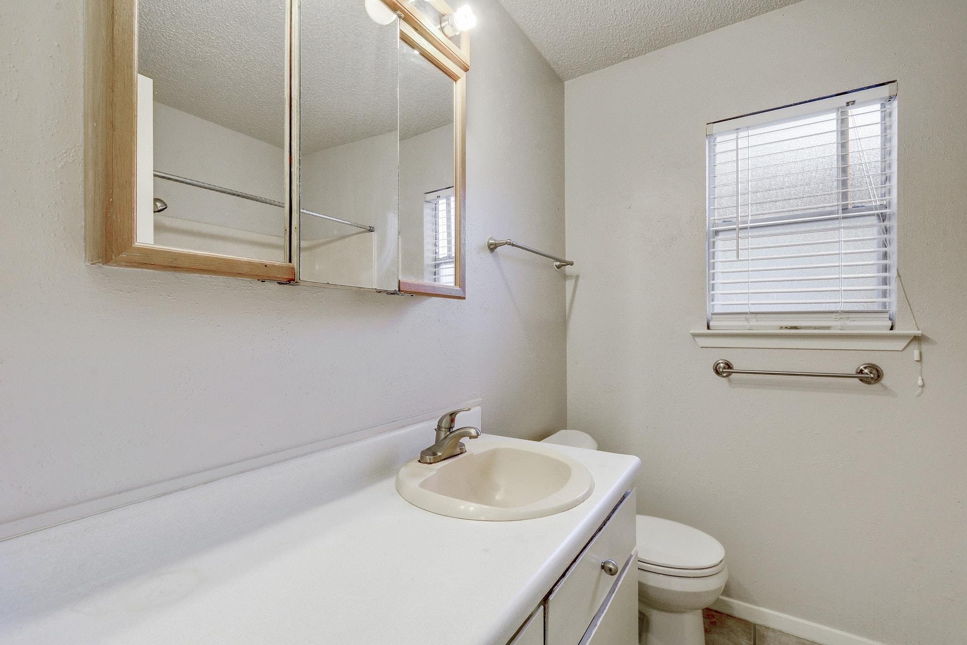 7105 Cannonleague Drive Austin TX 78745