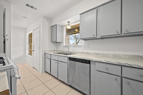 7105 Cannonleague Drive Austin TX 78745