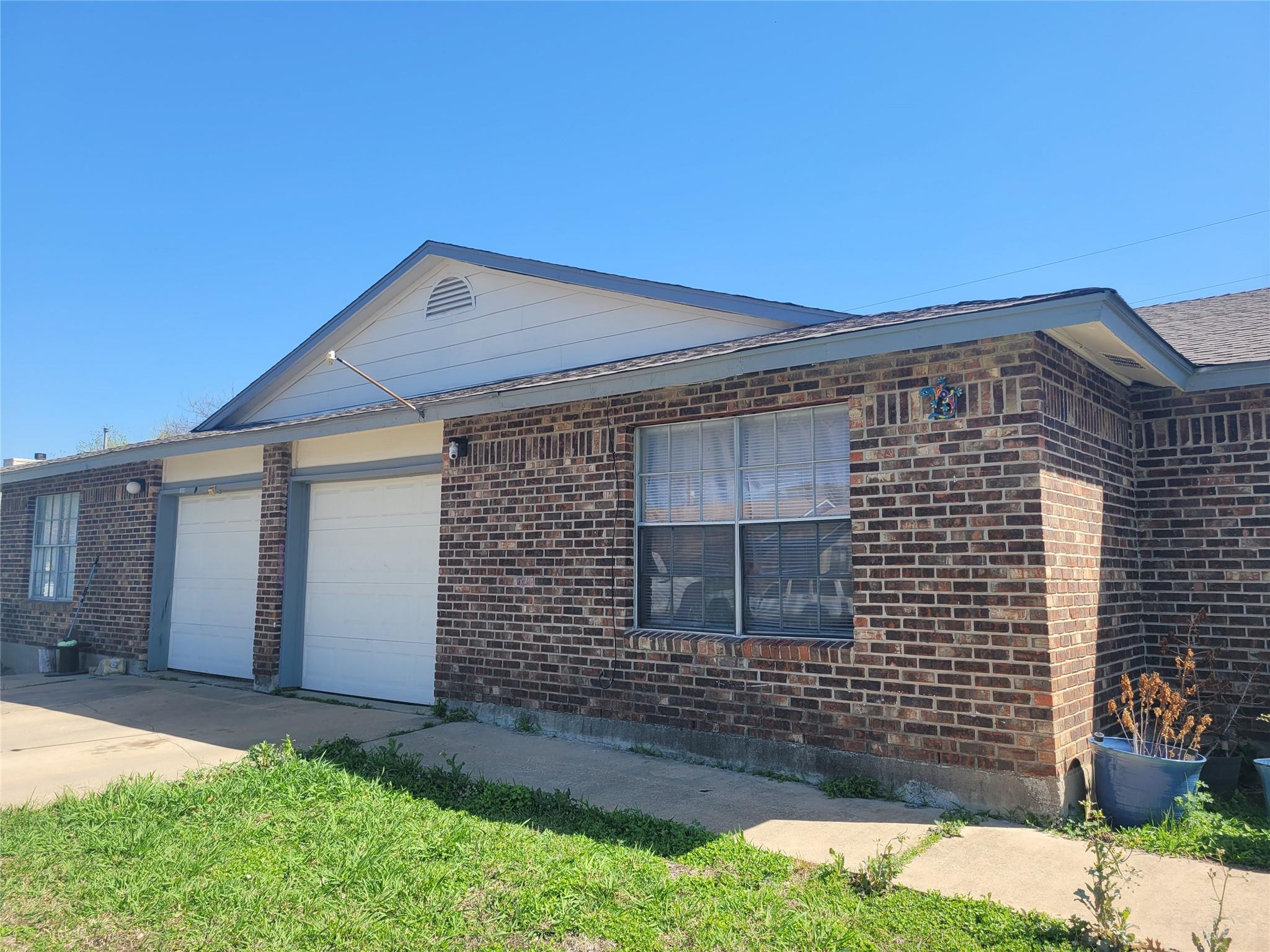 1011 Ridgemont Street Round Rock TX 78664