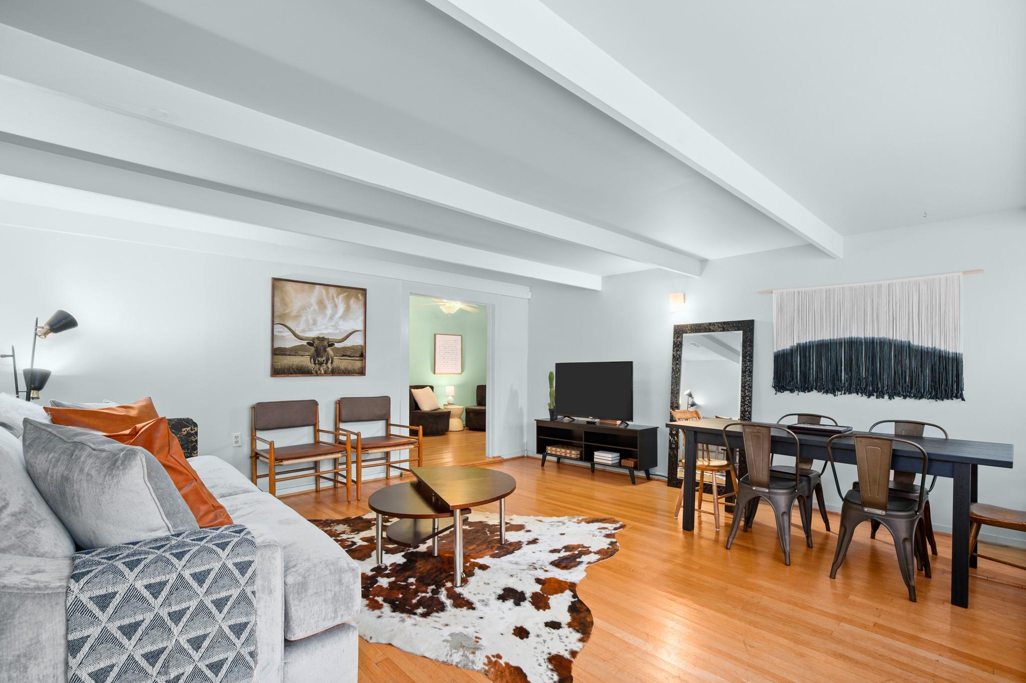 1406 Summit Street Austin TX 78741