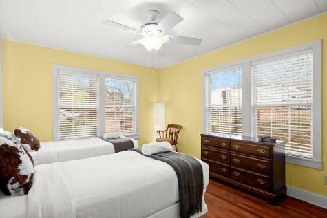 1406 Summit Street Austin TX 78741